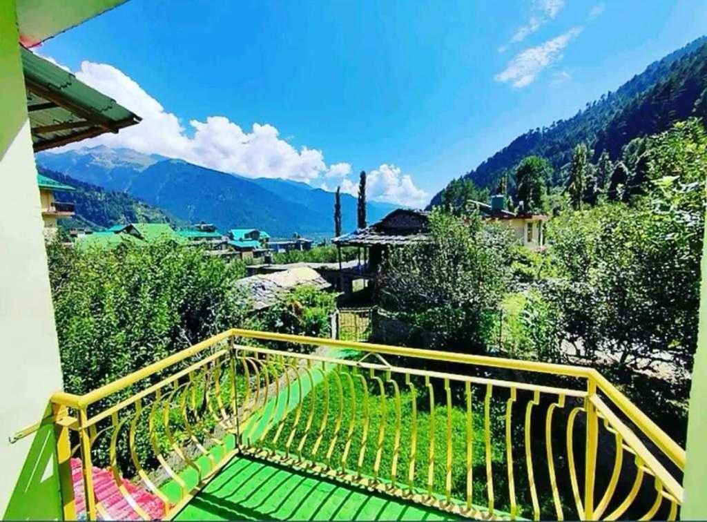Hotel O Antriksh Cottage Manāli Exterior foto