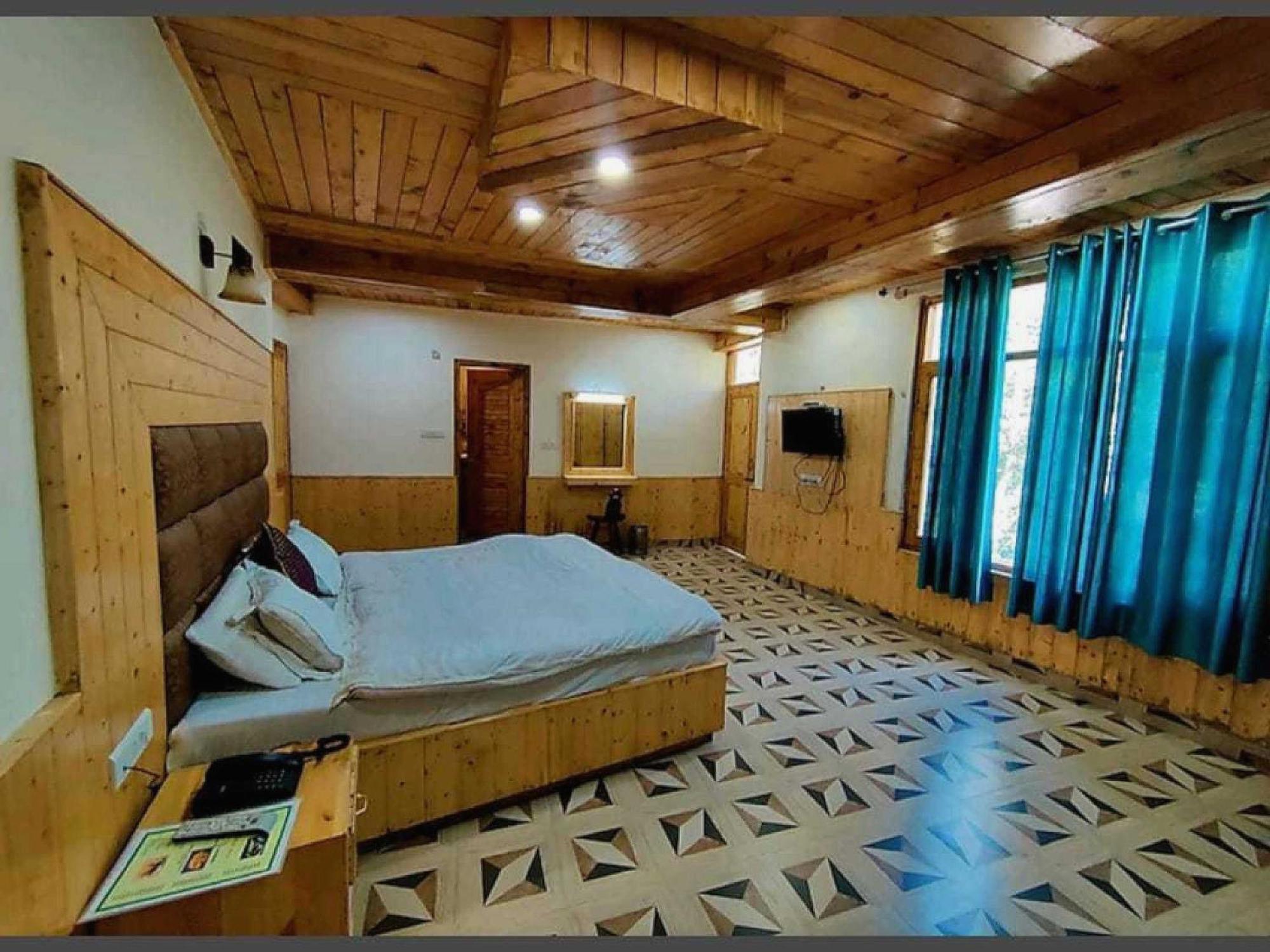 Hotel O Antriksh Cottage Manāli Exterior foto