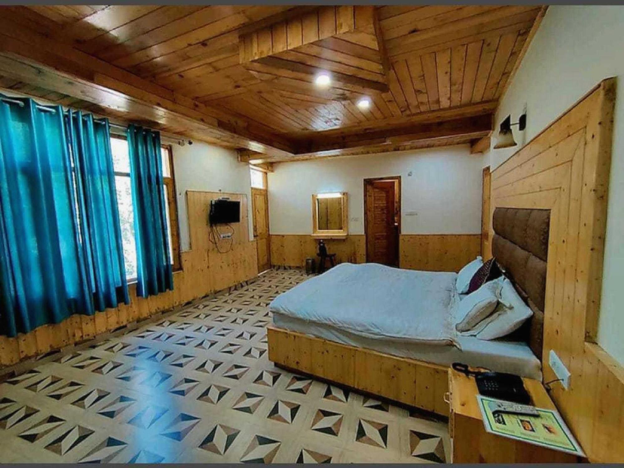 Hotel O Antriksh Cottage Manāli Exterior foto